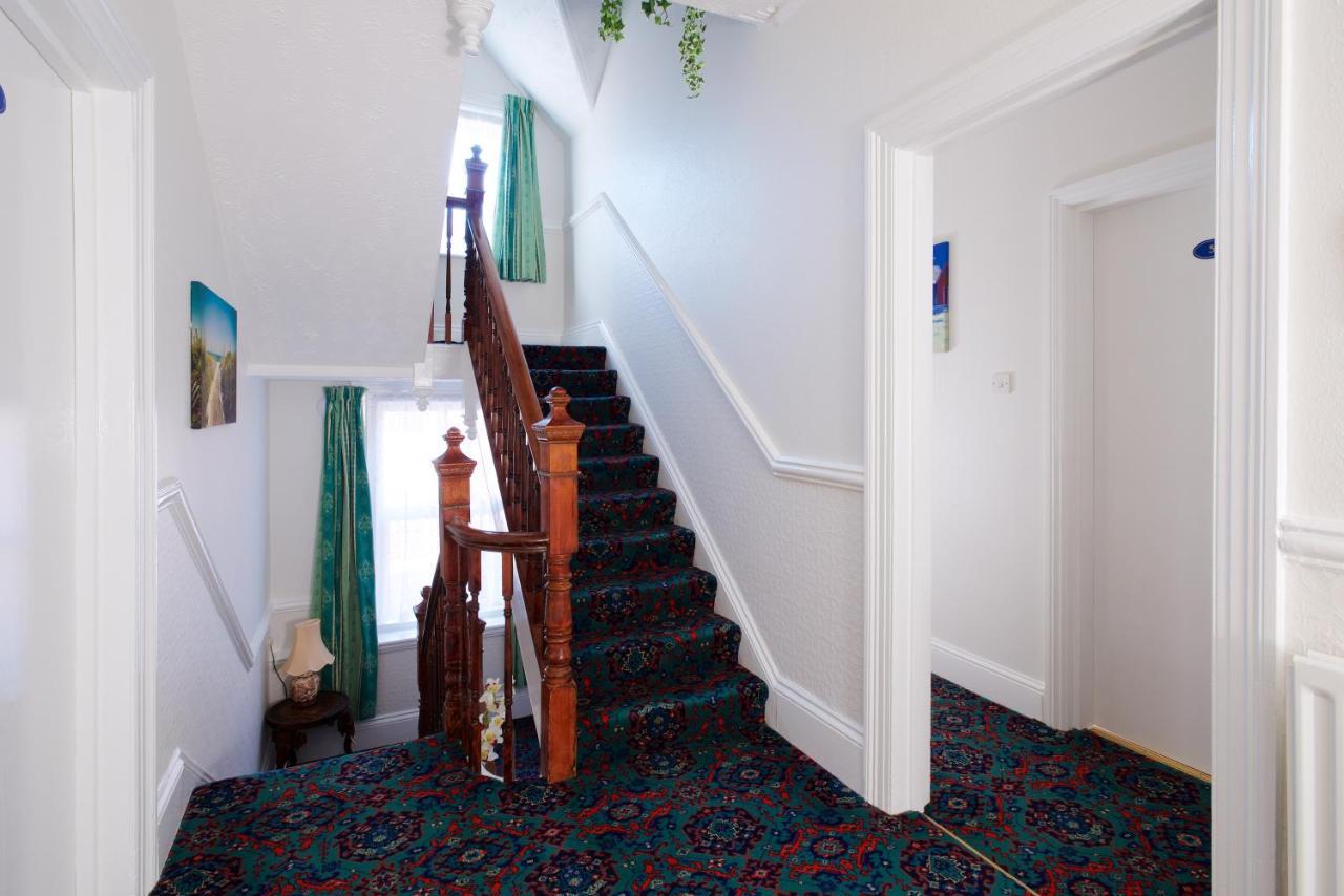 בורנמות' Minton Lodge Hotel מראה חיצוני תמונה