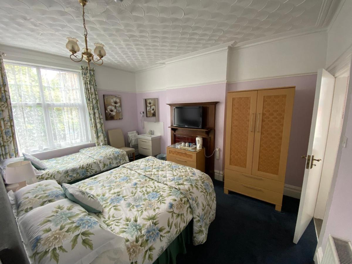 בורנמות' Minton Lodge Hotel מראה חיצוני תמונה